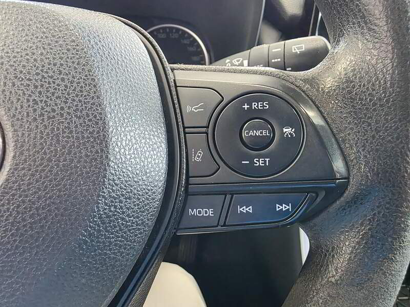 Toyota RAV4 2022 LE — photo 14