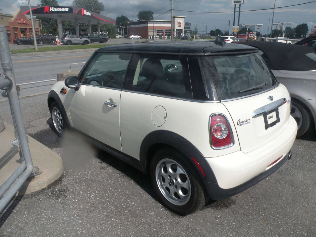 Mini Cooper  2012 — photo 2