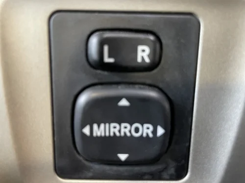 Toyota Matrix  2011 — photo 28