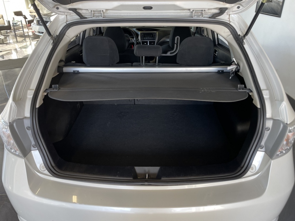 Subaru Impreza 2,5i avec Groupe Limited 2011 — photo 8
