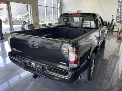 Toyota Tacoma  2010 — photo 7