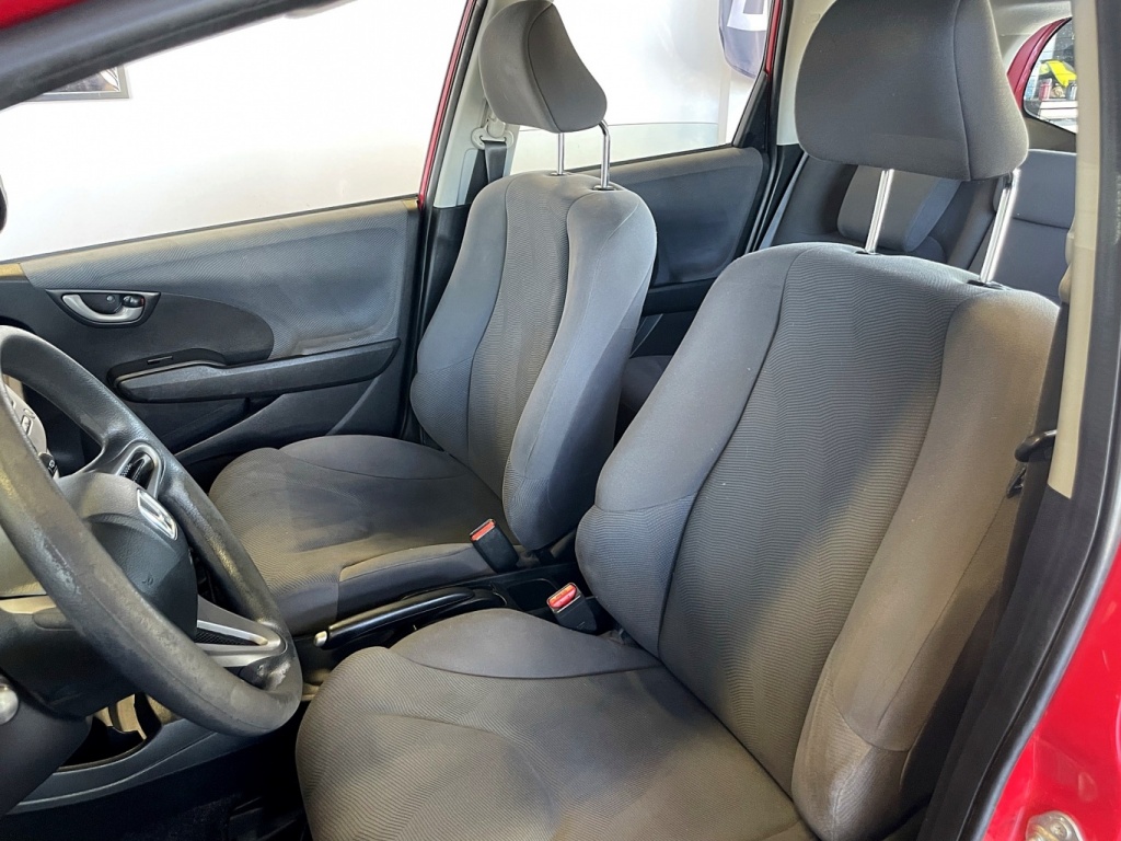 Honda Fit DX-A 2011 — photo 14