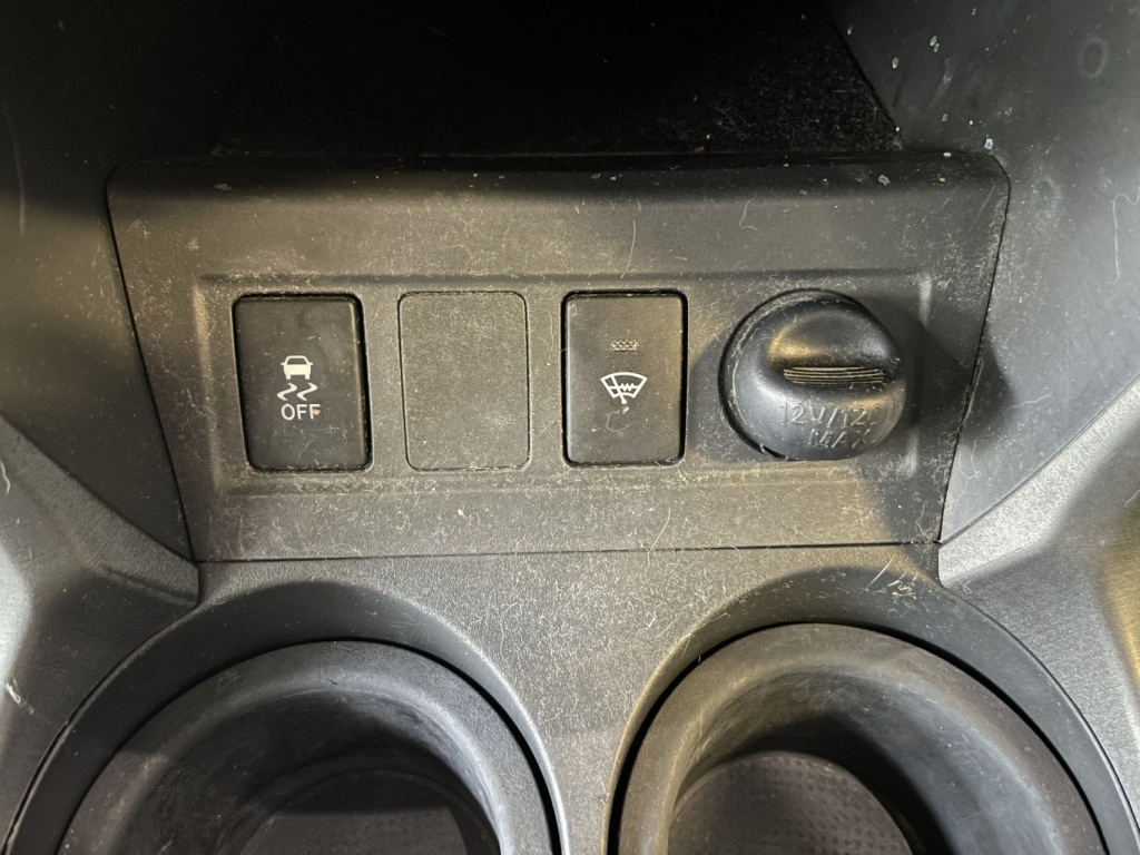 Toyota RAV4 De base 2010 — photo 21