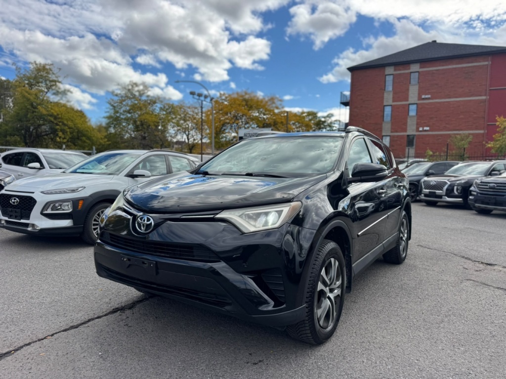Toyota RAV4 LE 2016