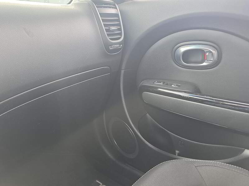 Kia Soul 2018 EX / AUTO + CAMERA + BLUETTOTH +++++ — photo 19