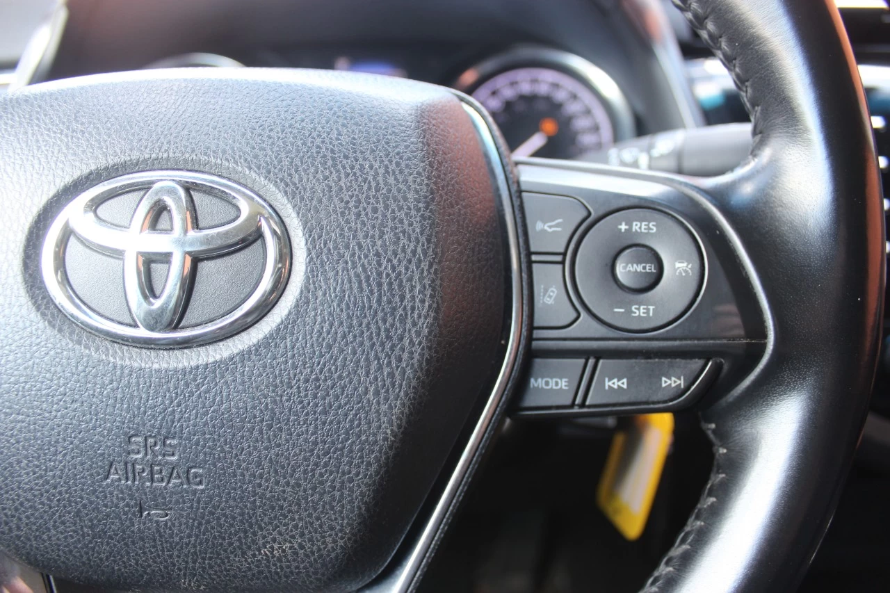 TOYOTA Camry — photo 15