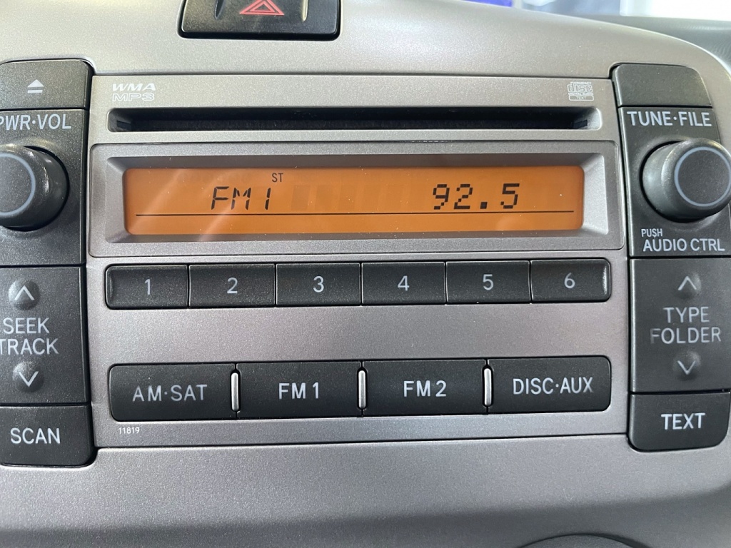 Toyota Matrix XR 2010 — photo 24