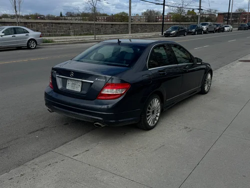 Mercedes-Benz C 250 4MATIC 2011 — photo 2