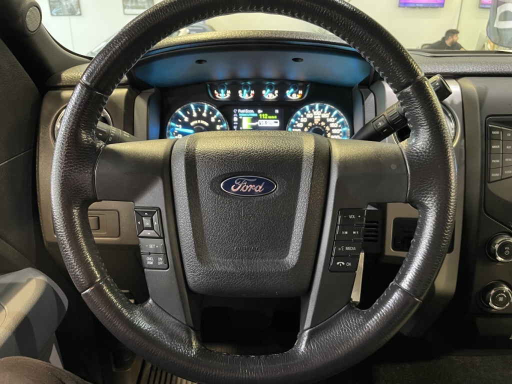 Ford F-150 Lariat 2014 — photo 20