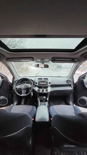 2012 Toyota Rav4 sport — photo 13