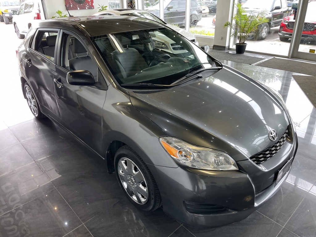 Toyota Matrix  2012 — photo 3