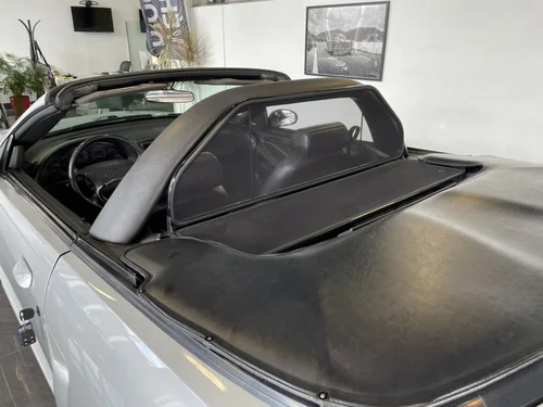 Ford Mustang  2002 — photo 11
