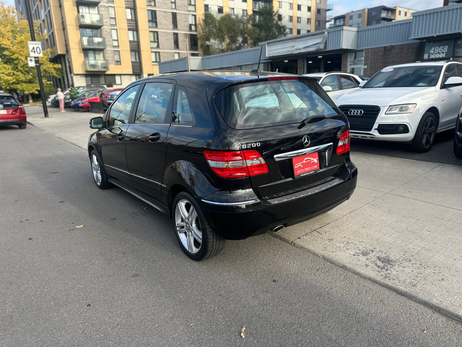 Mercedes-Benz B200 2011 — photo 3