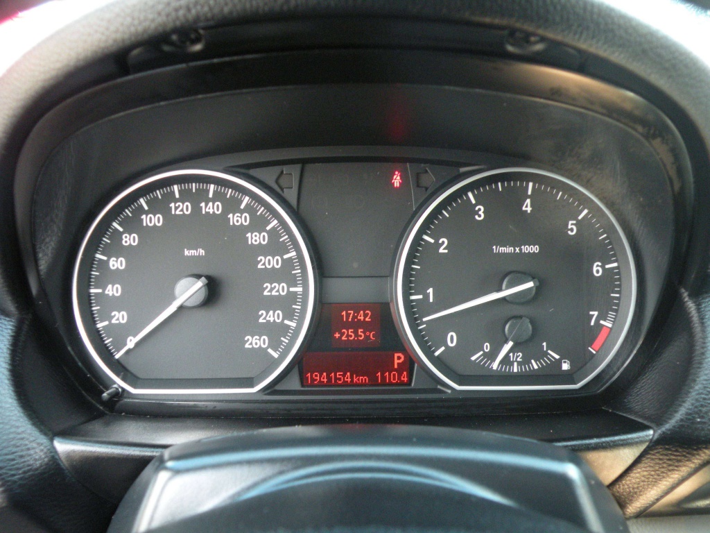 BMW Serie 1 128i 2009 — photo 6