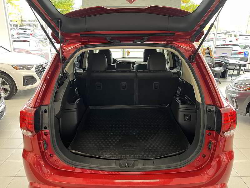 Mitsubishi Outlander PHEV 2019 GT / + AUTO + TOIT + CAMERA + BLUETOOTH + BAS KM ++++ — photo 21