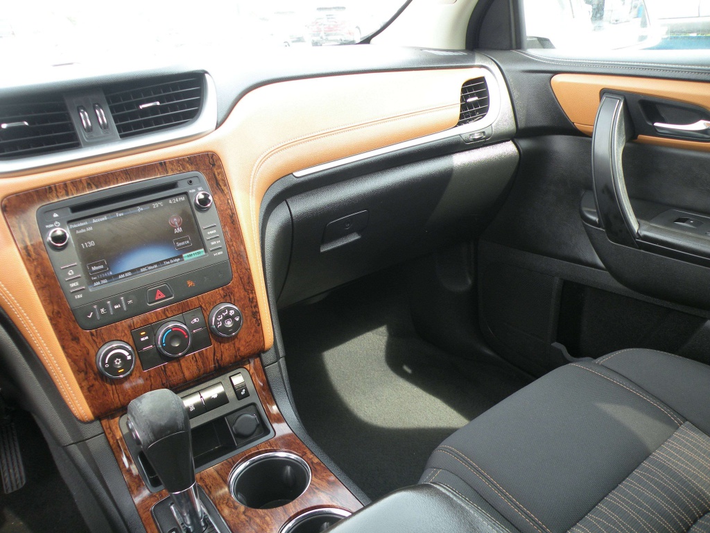 Chevrolet Traverse 1LT 2014 — photo 12