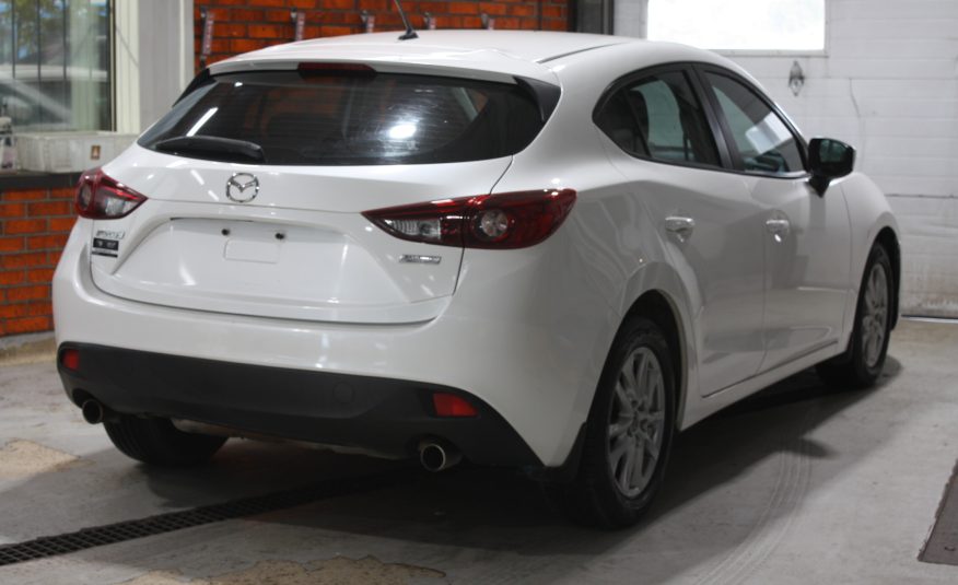 2014 MAZDA 3 GX SKY HATCHBACK — photo 6
