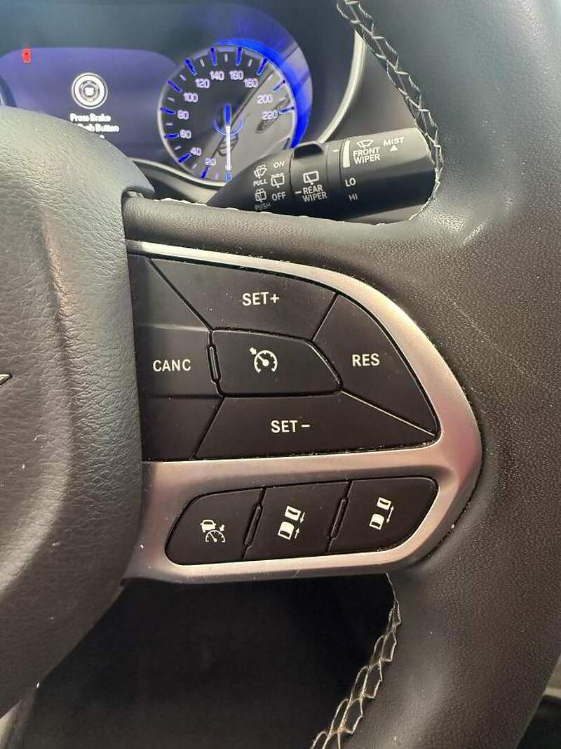 Chrysler Pacifica 2024 Touring-L / AUTO + CAMERA + CUIR + BLUETOOTH +++++ — photo 11