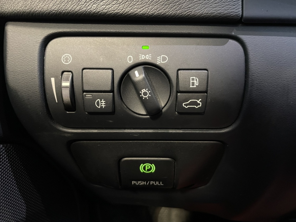 Volvo S60 T5 niveau I 2012 — photo 24