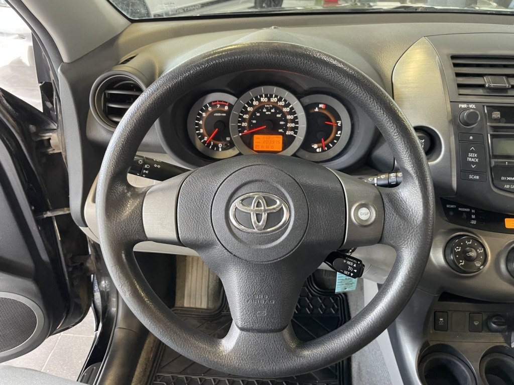 Toyota RAV4 De base 2010 — photo 17