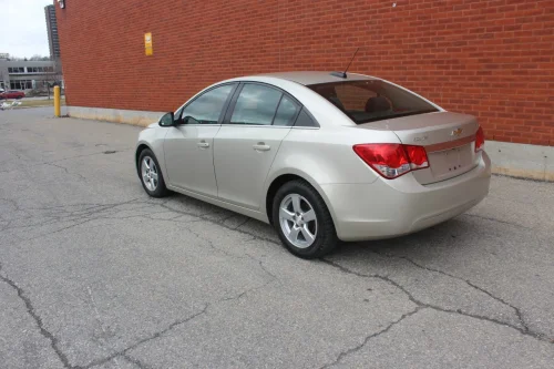 CHEVROLET Cruze — photo 3