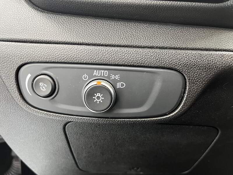 Chevrolet Bolt EUV 2022 LT / AUTO + CAMERA + CAMERA + BLUETOOTH +++ — photo 15