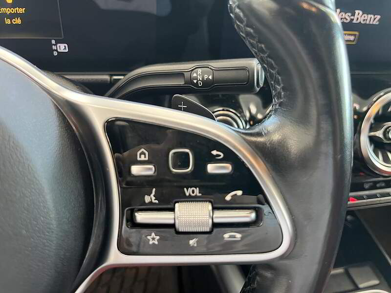 Mercedes-Benz GLA 250 2023 / AMG PACK / 4MATIC / TOIT + CUIR / CAMERA ++++ — photo 15