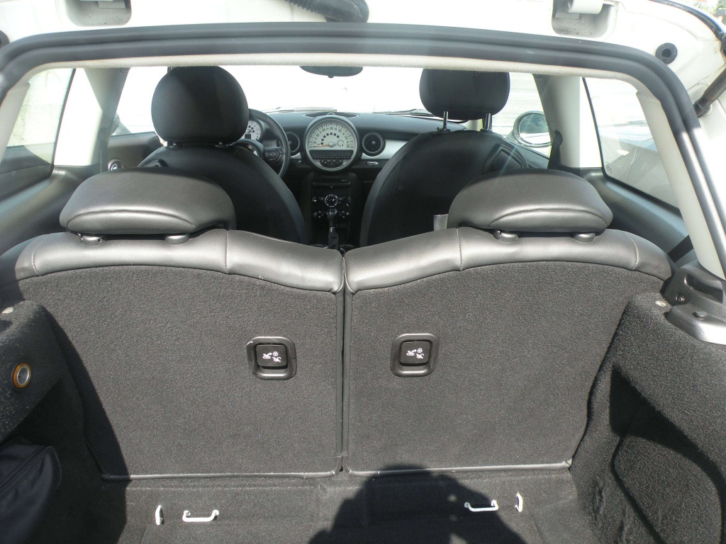 Mini Cooper  2012 — photo 10