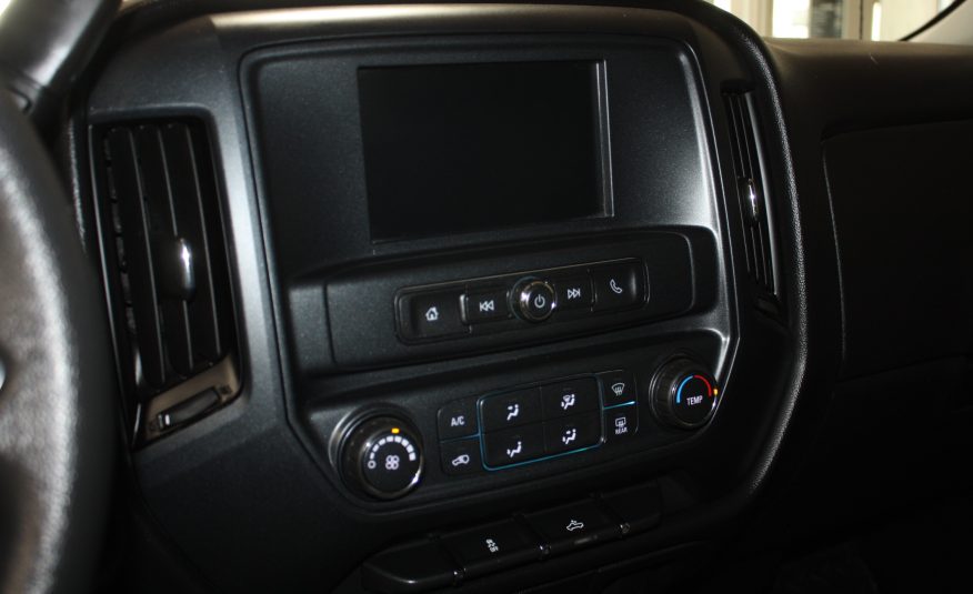 2017 CHEVROLET SILVERADO CUSTOM 1500 4X4 — photo 10