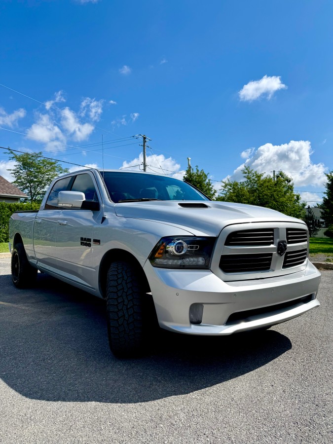 Dodge Ram 1500 Sport 2017 — photo 3