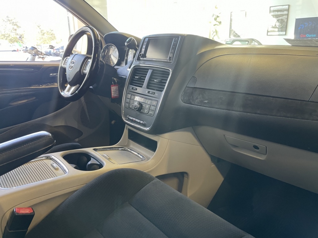 Dodge Grand Caravan Multiplaces 2015 — photo 26