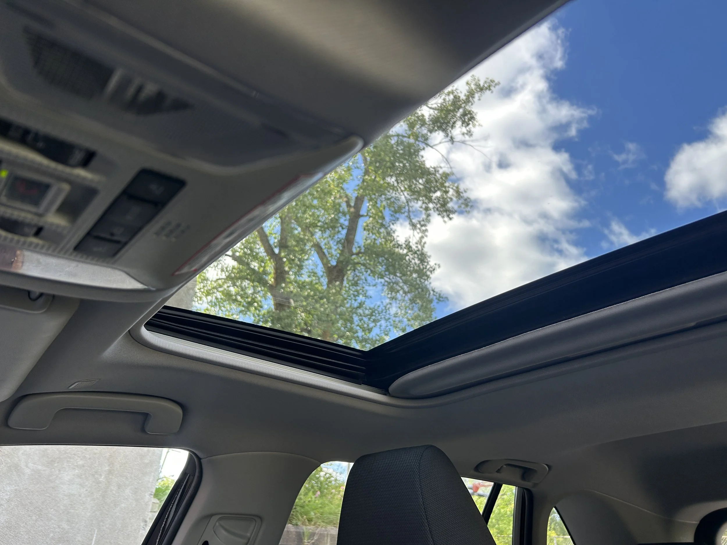 2024 Toyota RAV4 XLE — photo 20