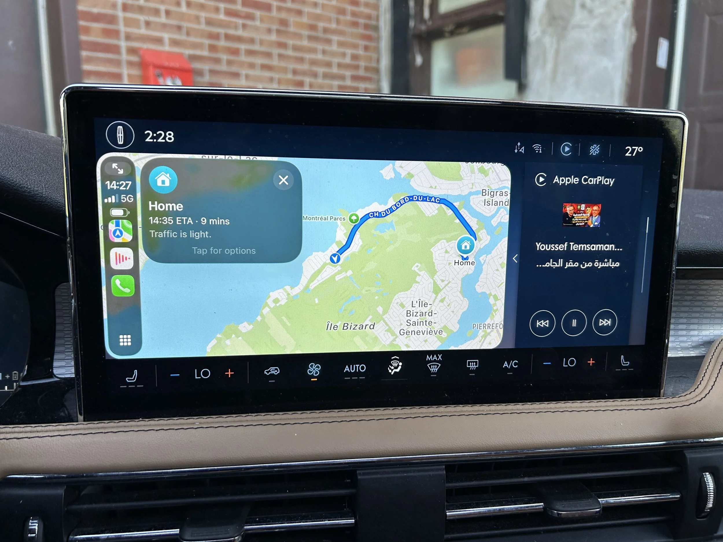 Lincoln Corsair Grand Touring 2023 — photo 15