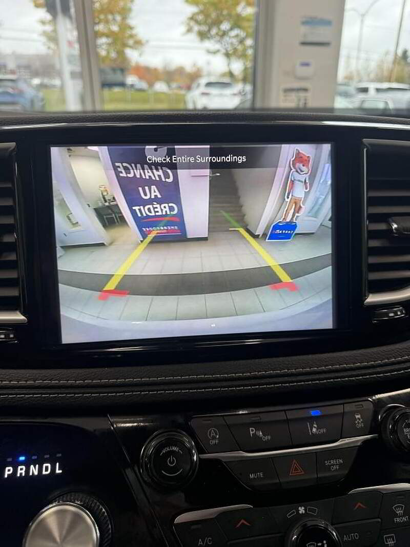 Chrysler Pacifica 2024 Touring-L / AUTO + CAMERA + CUIR + BLUETOOTH +++++ — photo 16