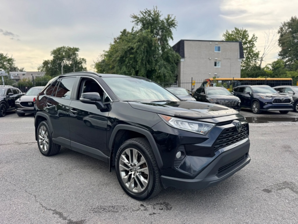 Toyota RAV4 XLE 2019