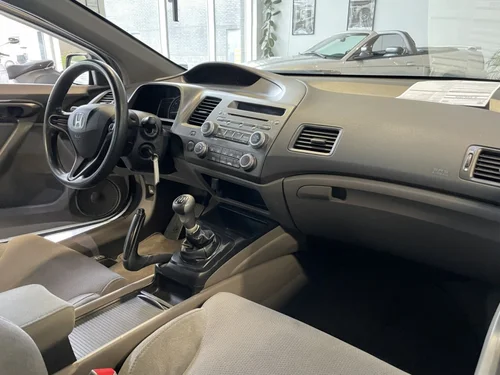 Honda Civic Coupe DX-G 2008 — photo 20
