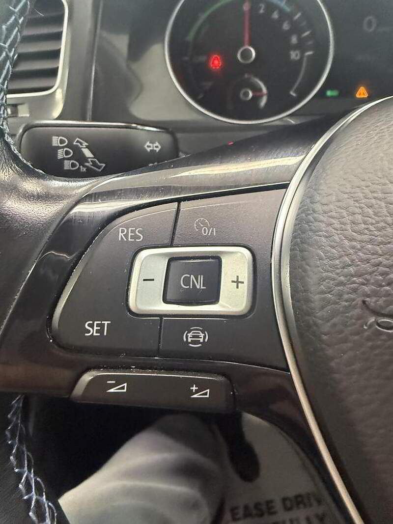 Volkswagen e-Golf 2019 COMFORTLINE / AUTO — photo 15