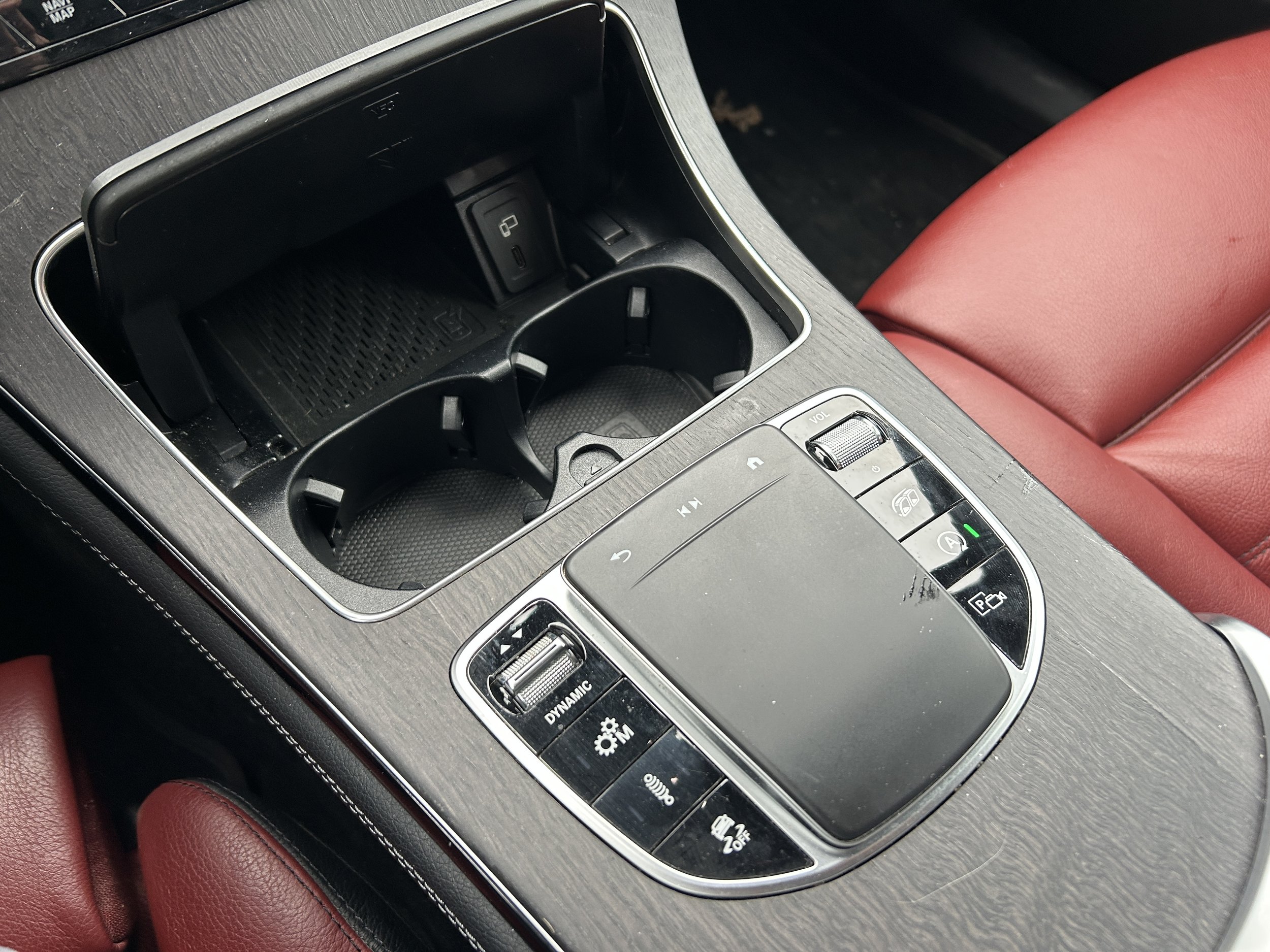 Mercedes-Benz GLC 43 AMG 2020 — photo 18