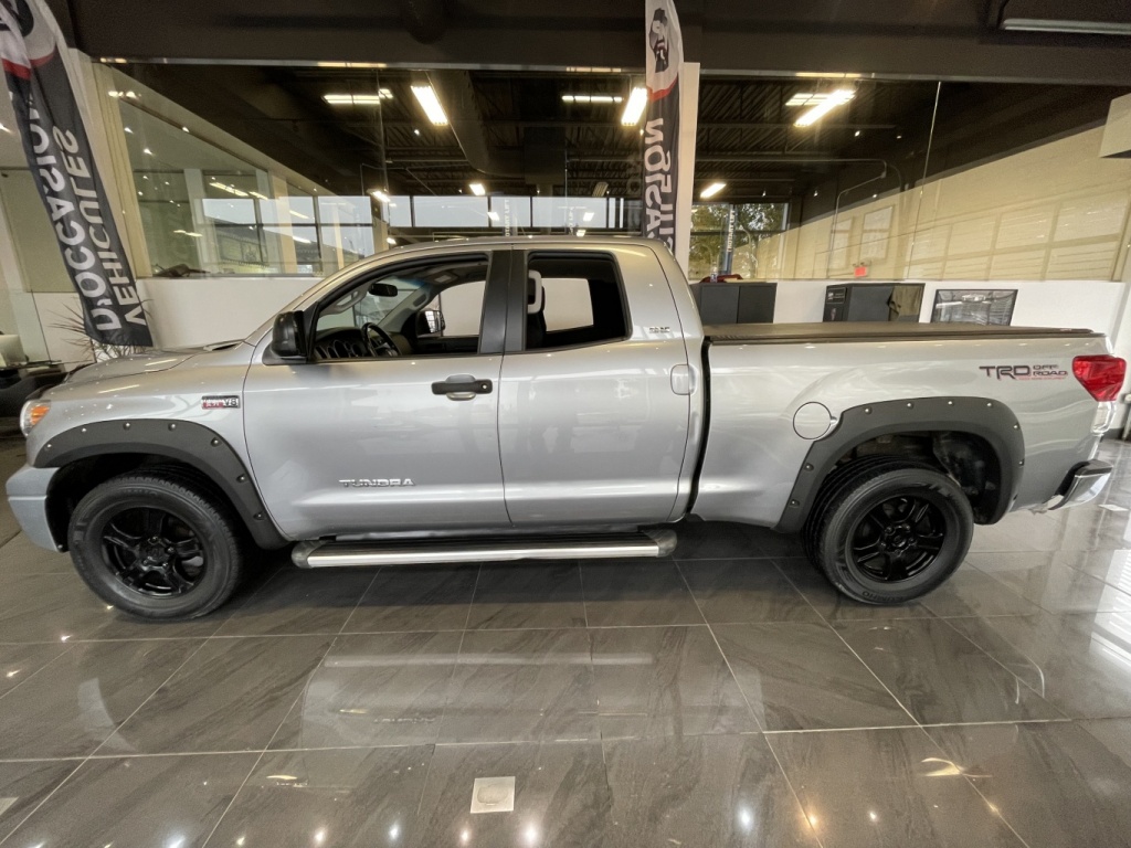 Toyota Tundra SR5 2010 — photo 3