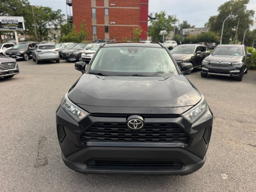 Toyota RAV4 LE 2021 — photo 6
