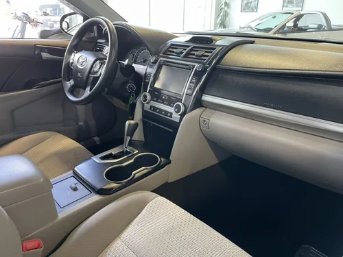 Toyota Camry LE 2014 — photo 29