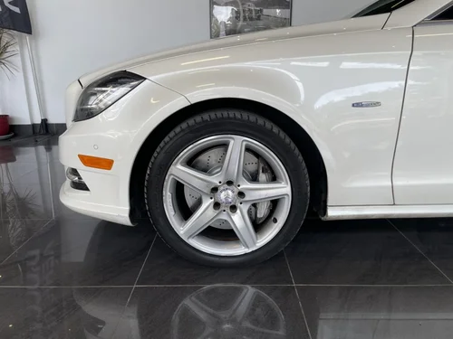 Mercedes-Benz CLS-Class CLS 550 2012 — photo 33