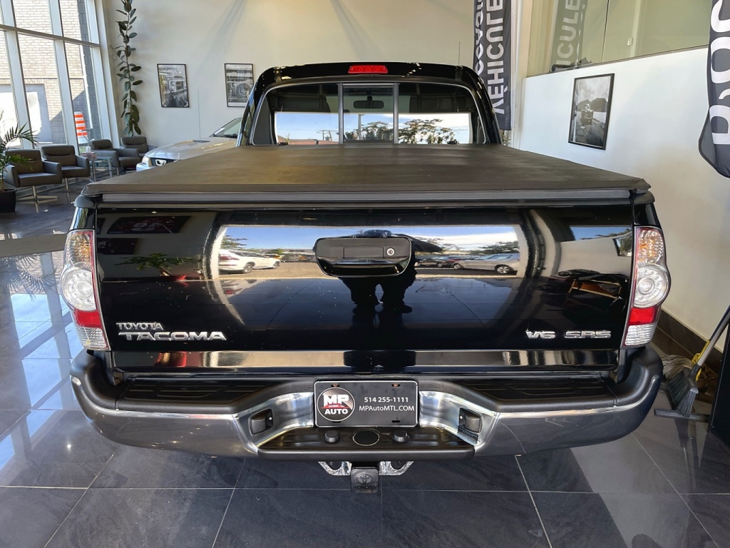 Toyota Tacoma  2011 — photo 6