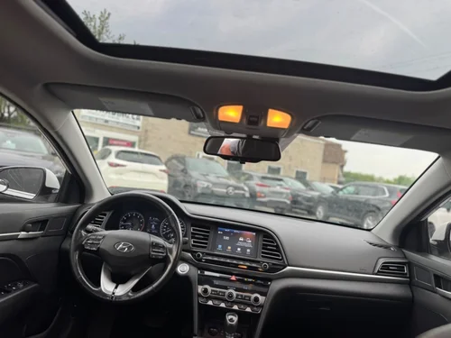 Hyundai Elantra Luxury 2020 — photo 12