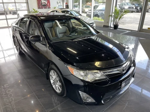 Toyota Camry LE 2014 — photo 3