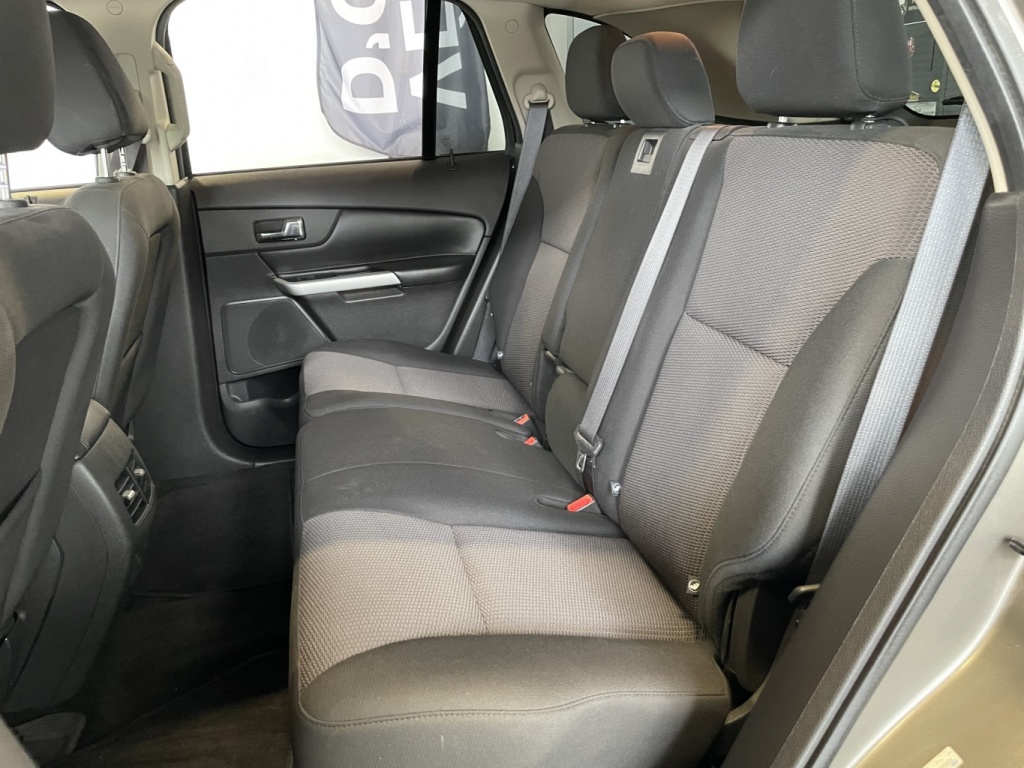 Ford Edge SEL 2013 — photo 10