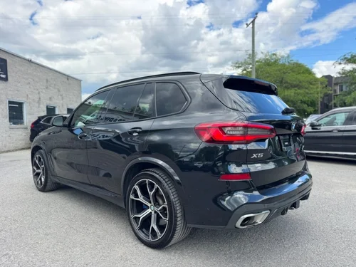 BMW X5 xDrive40i 2019 — photo 2