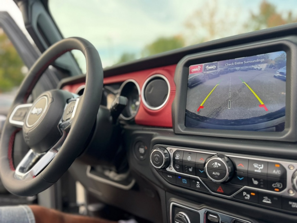Jeep Wrangler 4xe Rubicon 2023 — photo 12