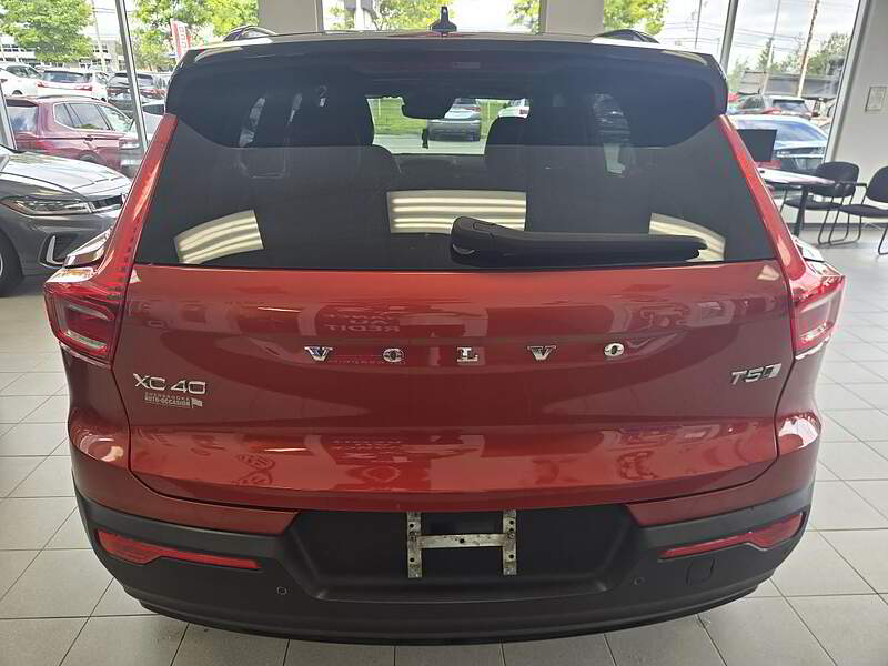 Volvo XC40 2022 T5 R-Design TI / AWD + TOIT + AUTO + GPS + CAMERA + BLUETOOTH +++ — photo 4