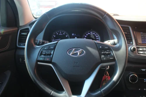 HYUNDAI Tucson — photo 14